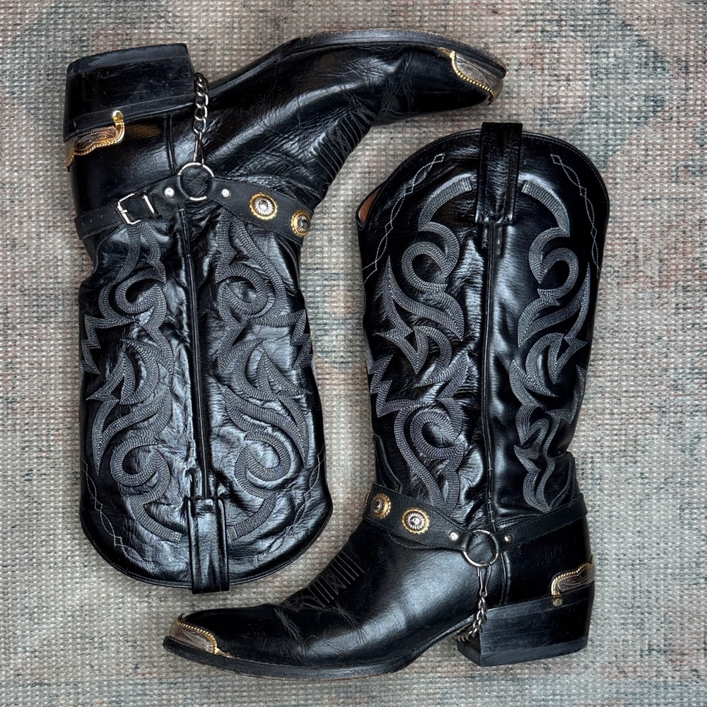 Black Leather Western Cowboy Boots with Silver & Gold Tip Accents & Concho 9.5D - Picture 2 of 14